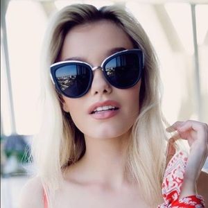 NWT QUAY My girl Sunglasses in BLACK